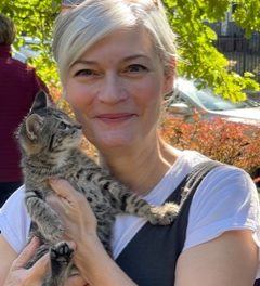 Chat & Chuckle with Sandra Grossmann of The Feline Consultant